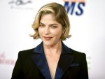 Selma Blair arrested following midair incident on flight to New York