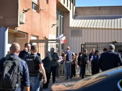 Teen arrested after two shot at Aubagne middle school